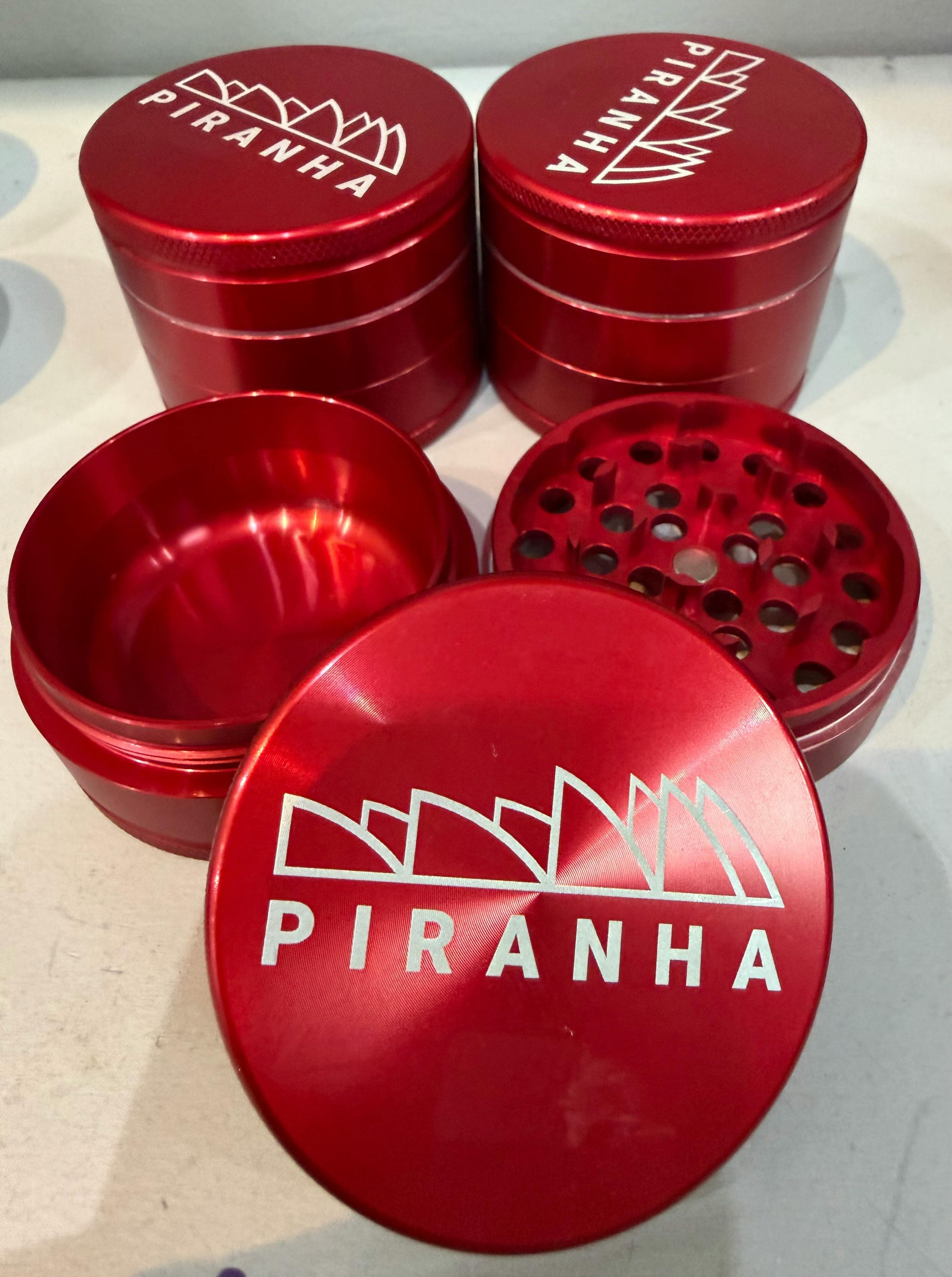 Piranha 3pc grinder RED